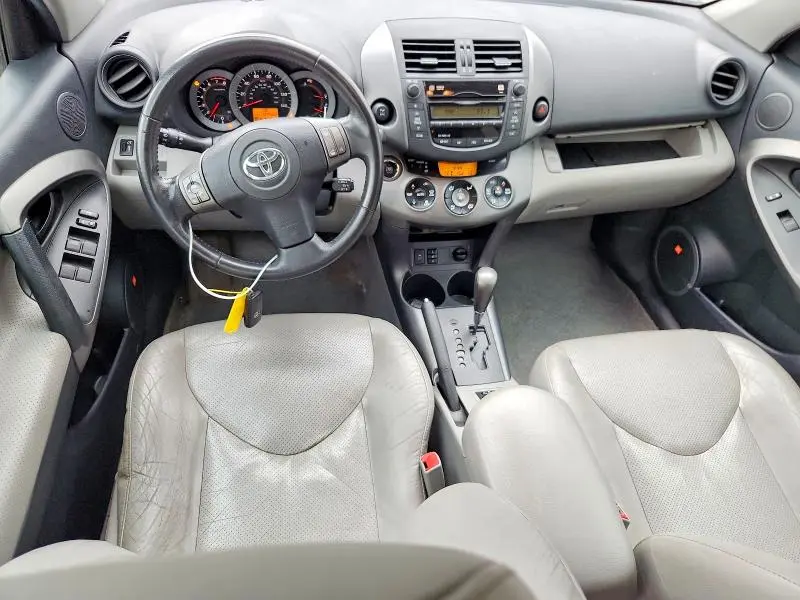 2011 TOYOTA RAV4 LIMITED  
