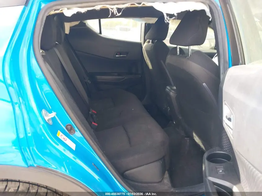 2019 TOYOTA C-HR XLE