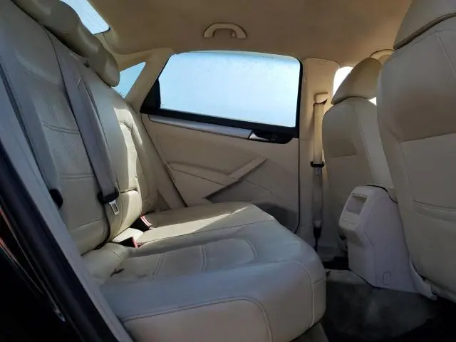 2014 VOLKSWAGEN PASSAT S  