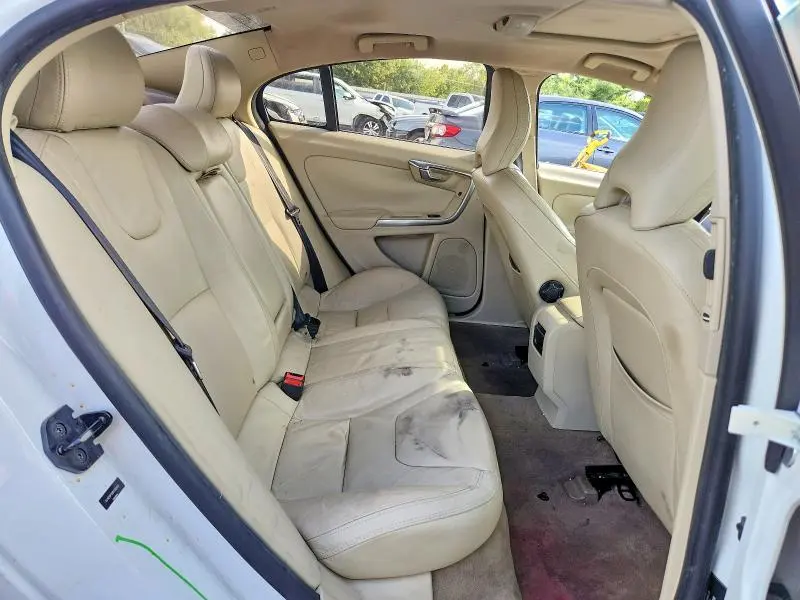 2013 VOLVO S60 T5  