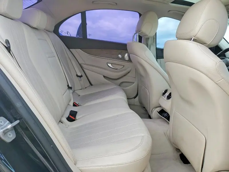 2017 MERCEDES-BENZ E 300  