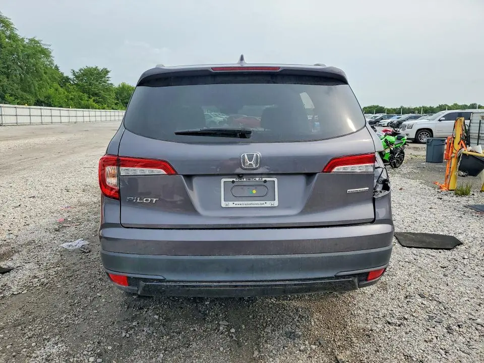 2021 HONDA PILOT SE  