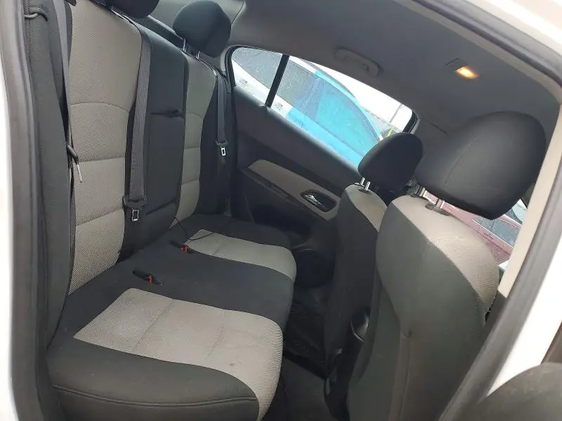 2012 CHEVROLET CRUZE LS  