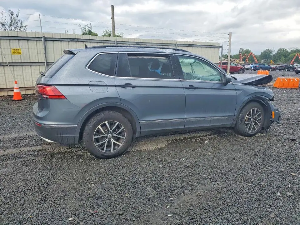 2021 VOLKSWAGEN TIGUAN SE  