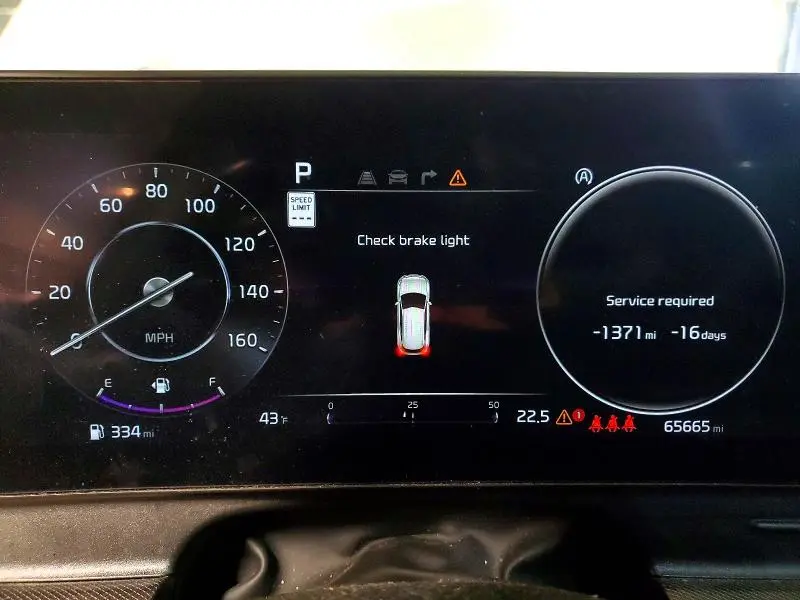 2023 KIA SPORTAGE SX  