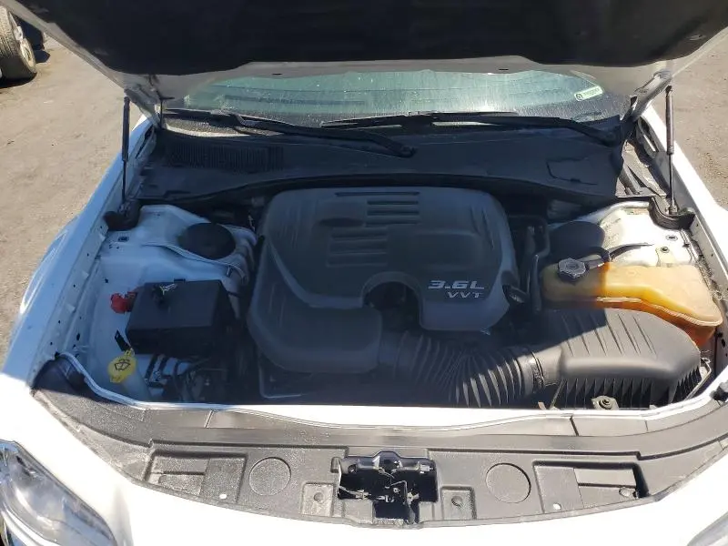 2014 CHRYSLER 300   