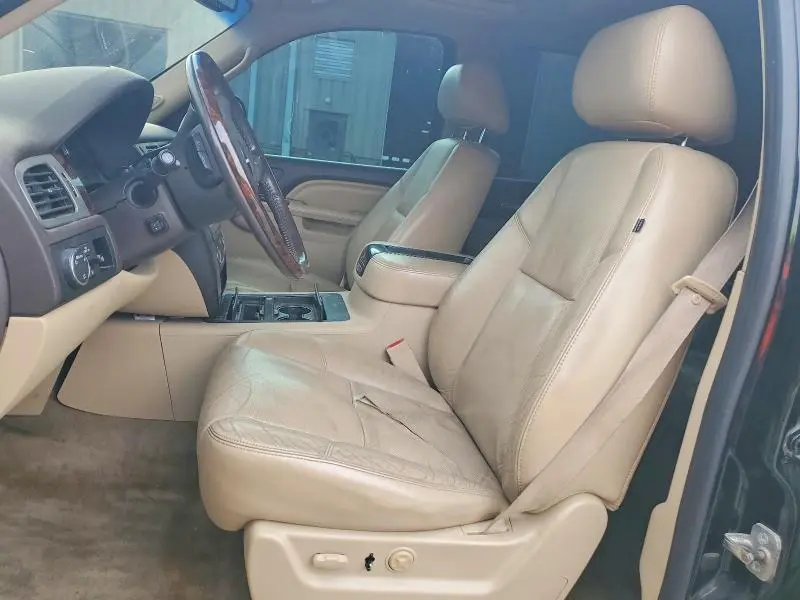 2011 GMC YUKON DENALI  