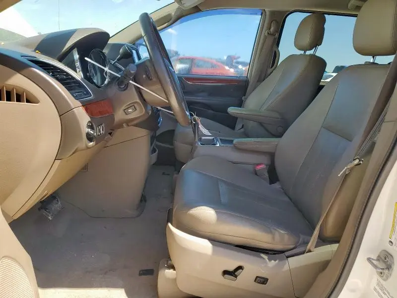 2012 CHRYSLER TOWN & COUNTRY TOURING L  