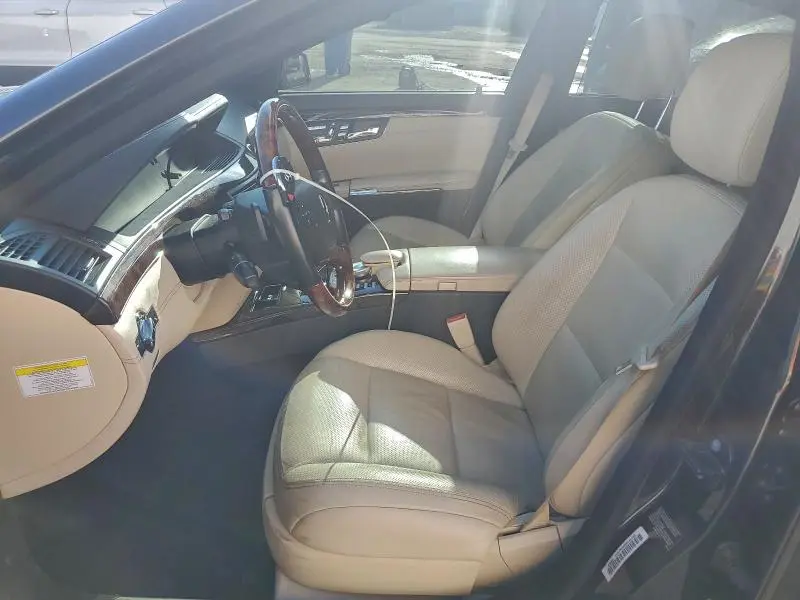 2013 MERCEDES-BENZ S 550  