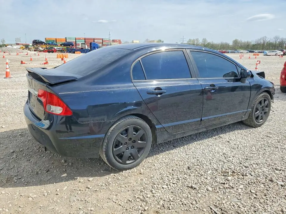 2011 HONDA CIVIC LX  