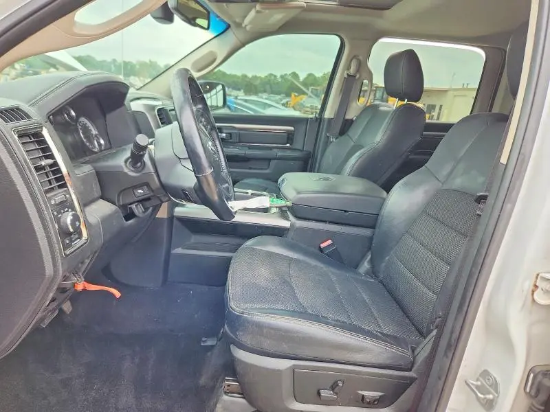 2018 RAM 1500 SPORT  