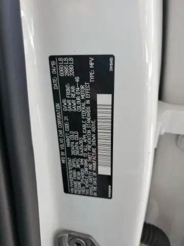 2019 VOLVO XC90 T5 MOMENTUM