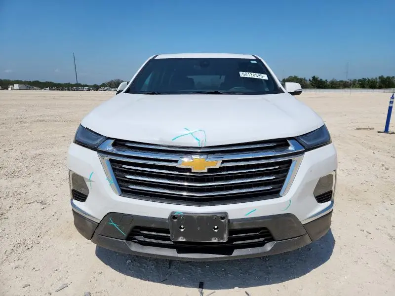 2023 CHEVROLET TRAVERSE LT  