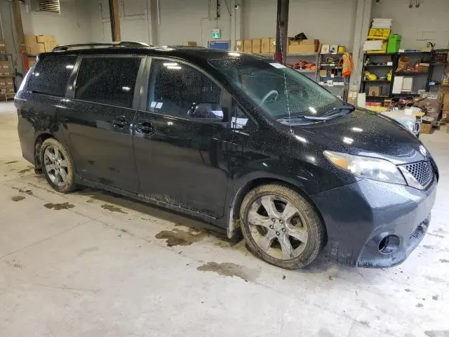 2011 TOYOTA SIENNA SPORT  