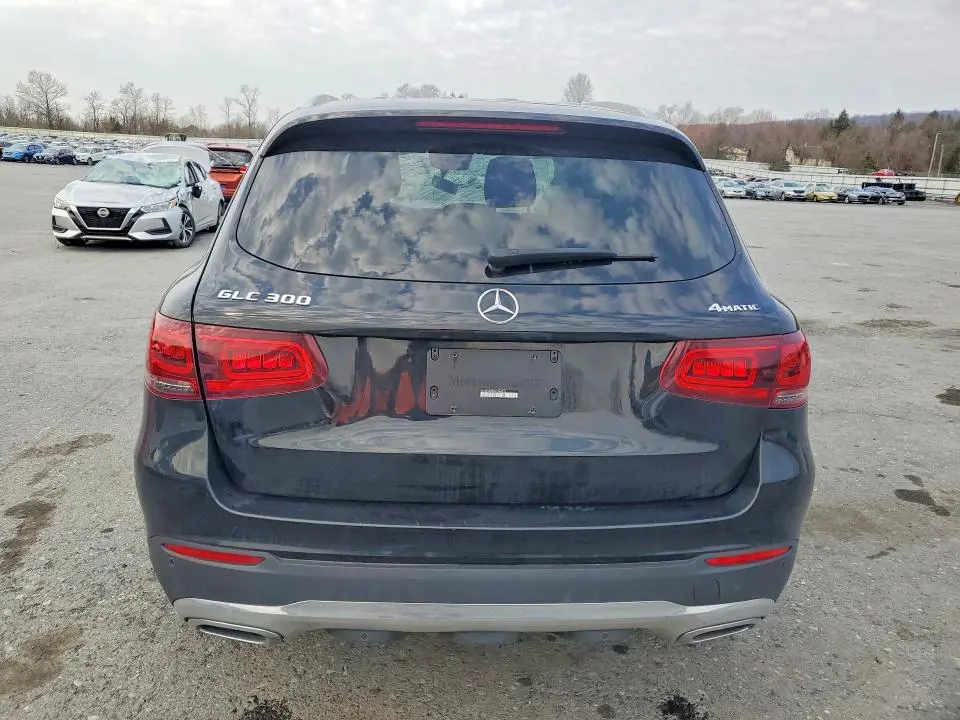 2022 MERCEDES-BENZ GLC 300 4MATIC  