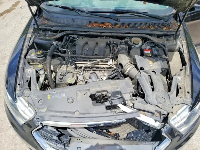 2017 FORD TAURUS SE  