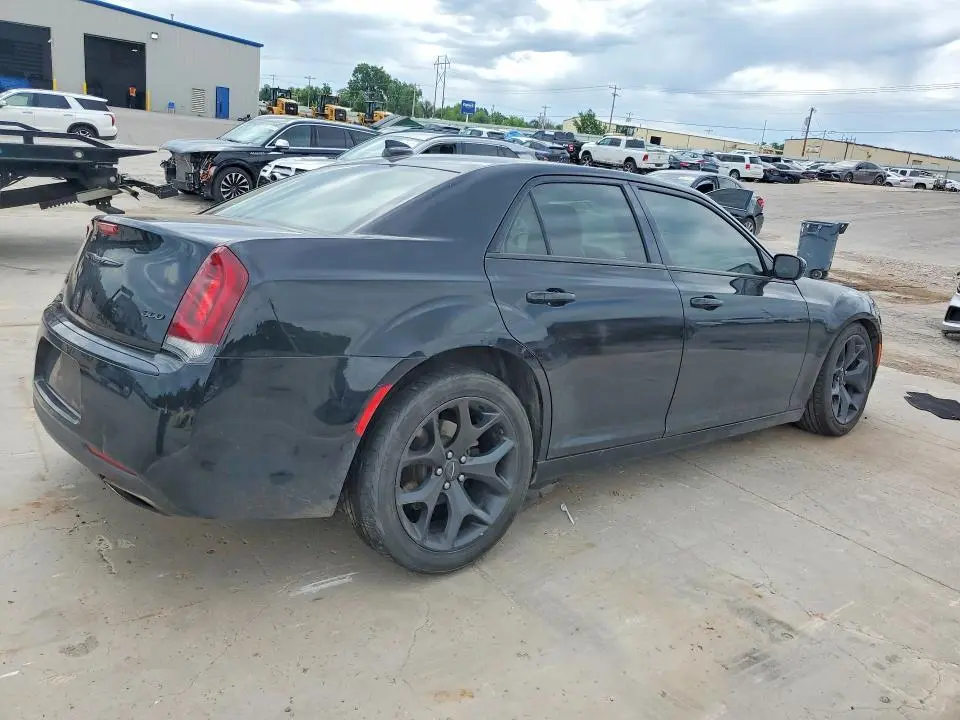 2020 CHRYSLER 300 TOURING  