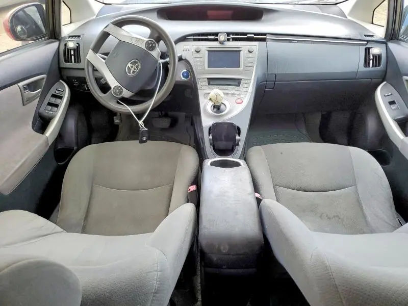 2013 TOYOTA PRIUS TWO  
