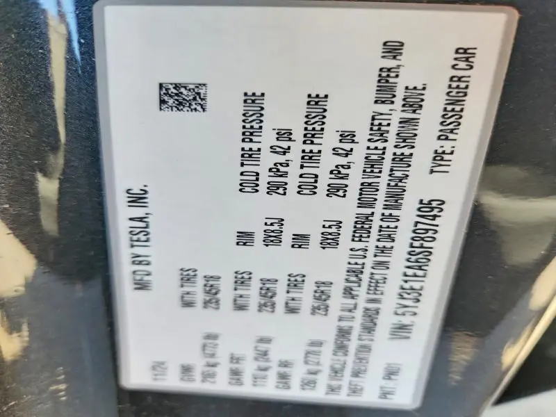 2025 TESLA MODEL 3   