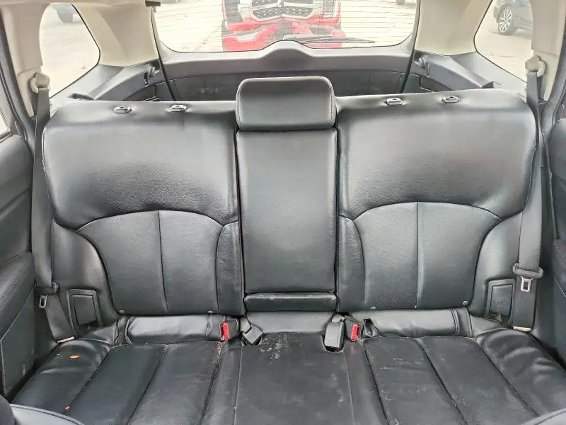 2011 SUBARU OUTBACK 2.5I LIMITED  