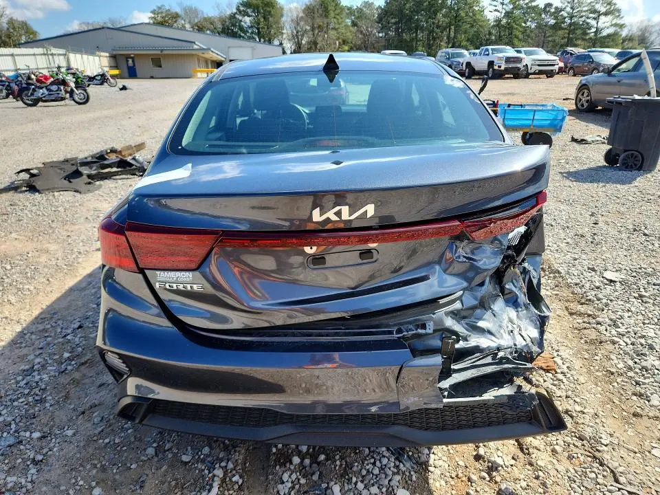 2024 KIA FORTE   