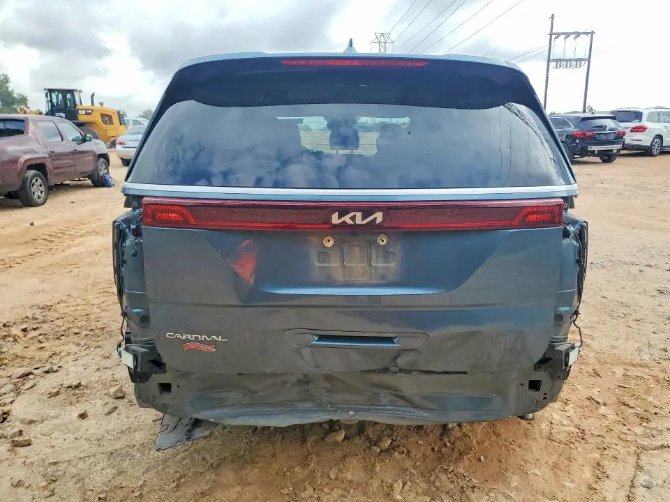 2024 KIA CARNIVAL EX  