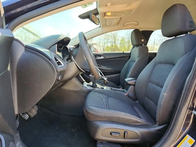 2016 CHEVROLET CRUZE LT  