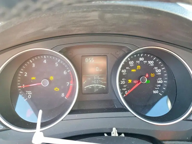 2016 VOLKSWAGEN JETTA SE  
