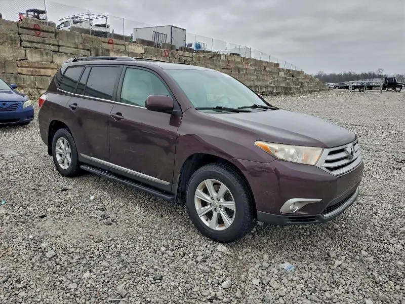 2011 TOYOTA HIGHLANDER BASE  