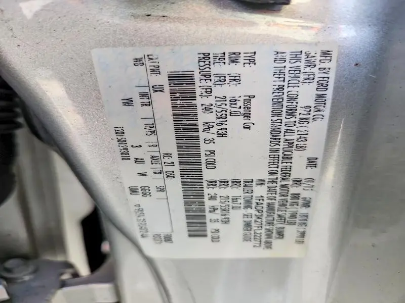 2015 FORD FOCUS SE  