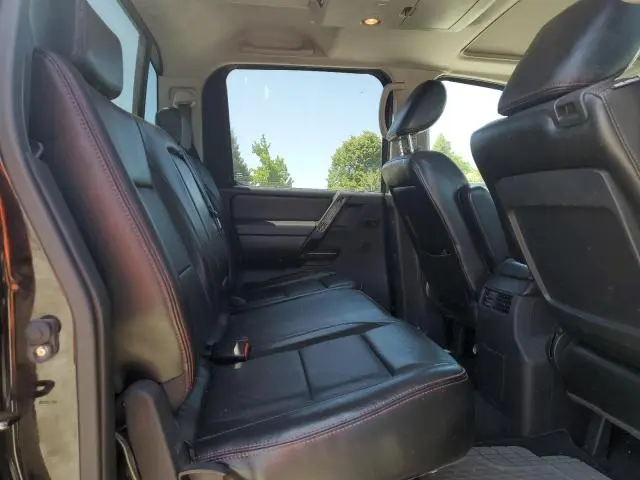 2010 NISSAN TITAN XE  