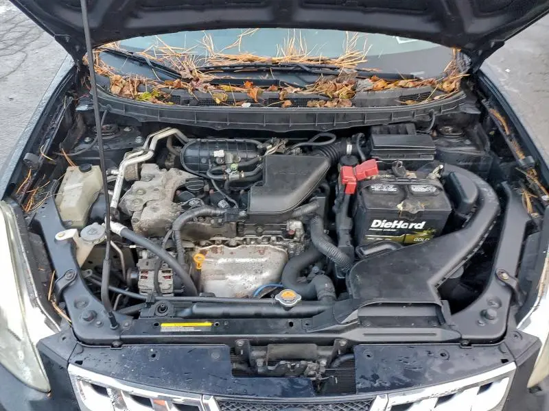 2012 NISSAN ROGUE S  