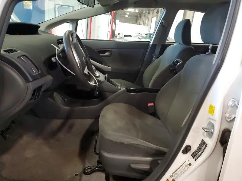 2010 TOYOTA PRIUS II  