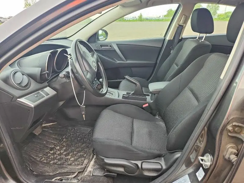 2012 MAZDA 3 I  
