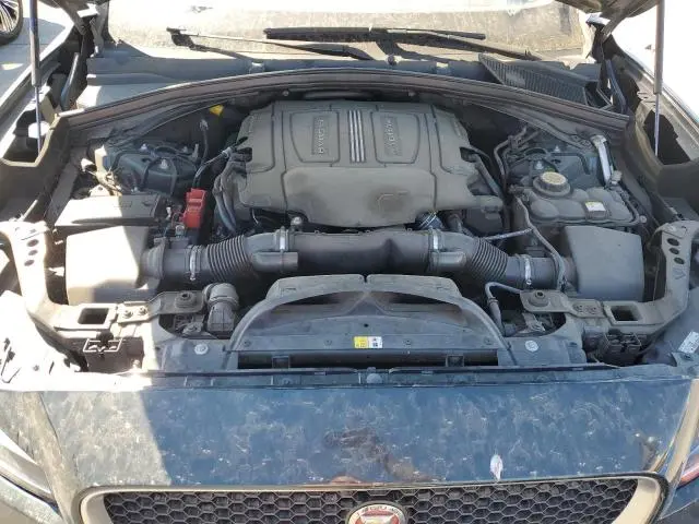 2017 JAGUAR F-PACE R - SPORT  