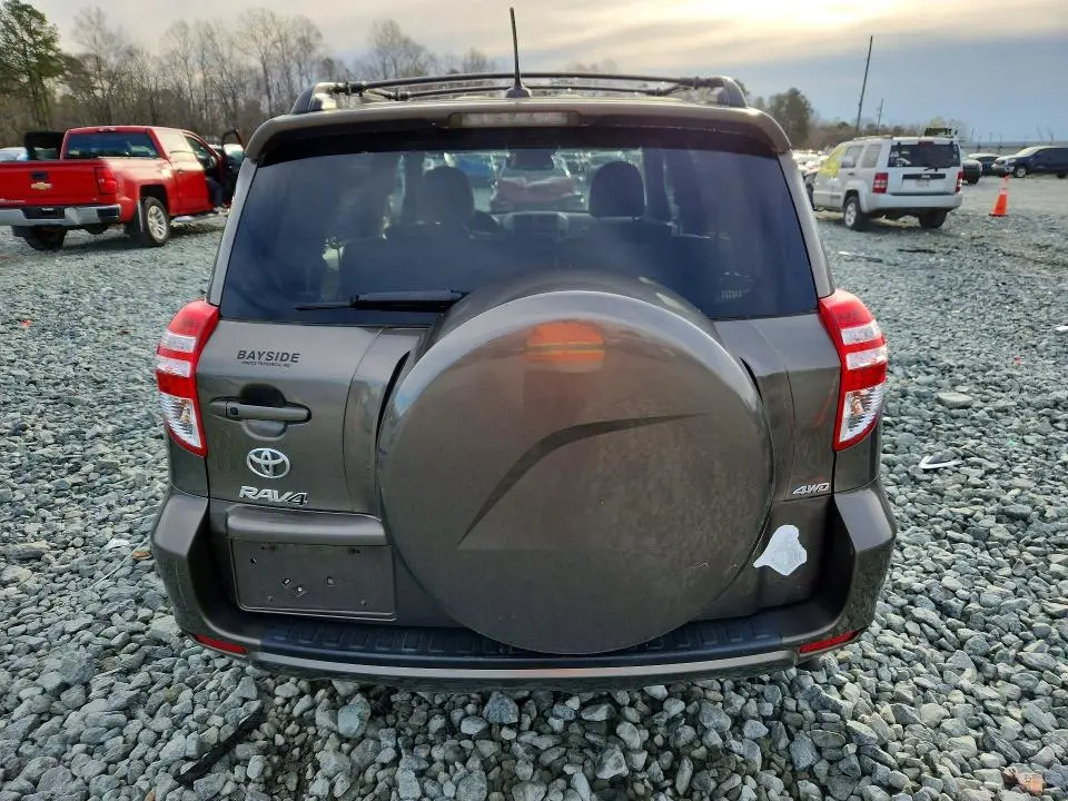 2011 TOYOTA RAV4 LIMITED  