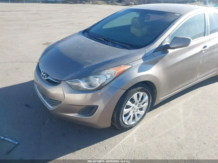 2012 HYUNDAI ELANTRA GLS