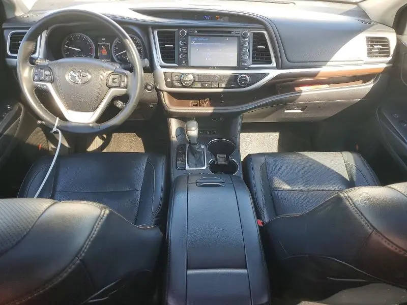 2015 TOYOTA HIGHLANDER LIMITED  