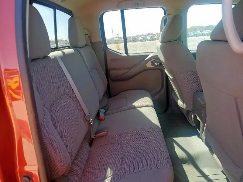 2018 NISSAN FRONTIER S  