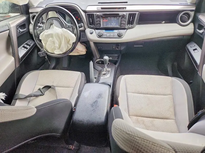 2018 TOYOTA RAV4 XLE  
