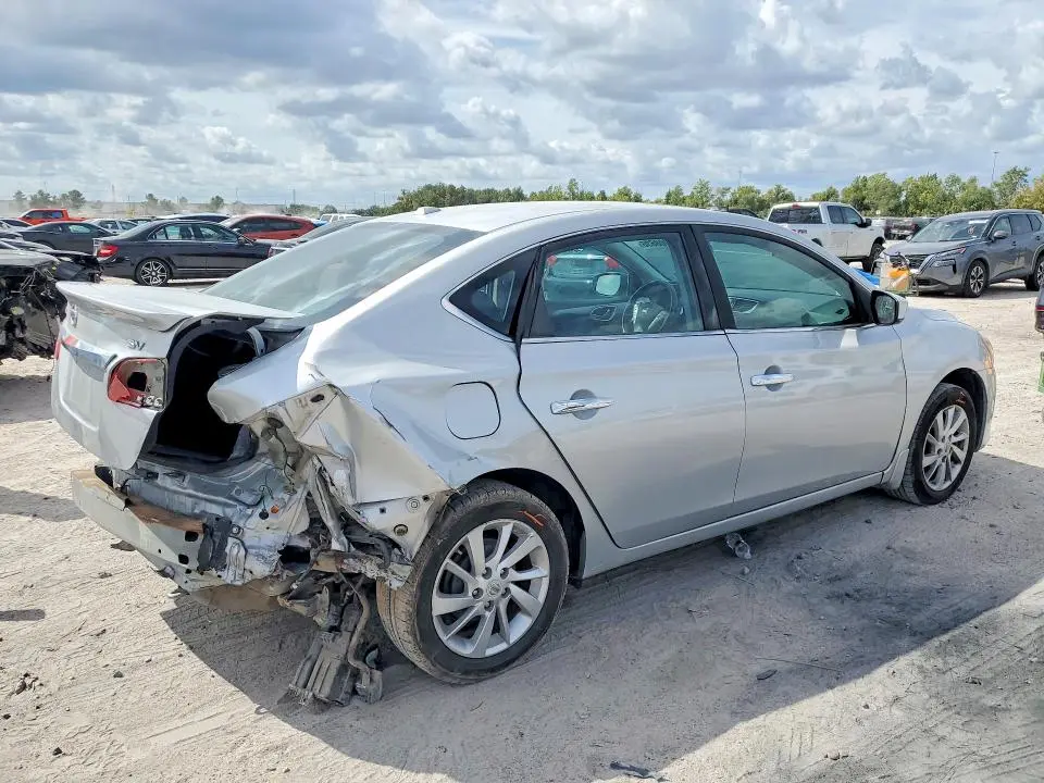 2015 NISSAN SENTRA SV  