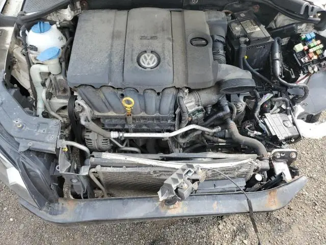 2014 VOLKSWAGEN PASSAT SE  