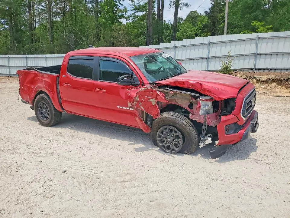 2022 TOYOTA TACOMA SR5 V6  