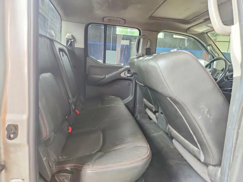 2012 NISSAN FRONTIER S  
