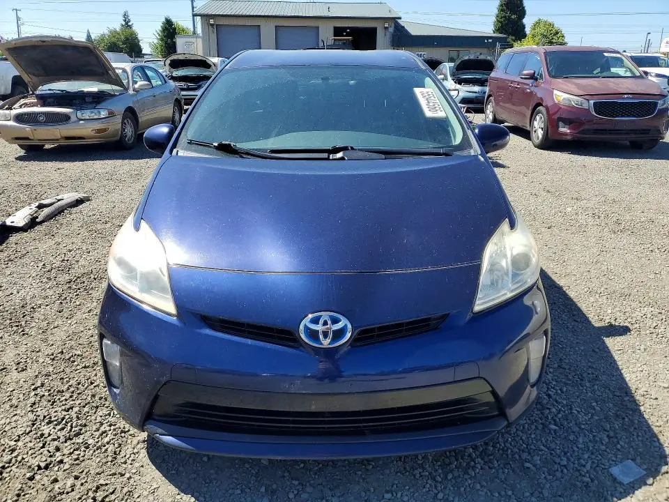 2015 TOYOTA PRIUS TWO  