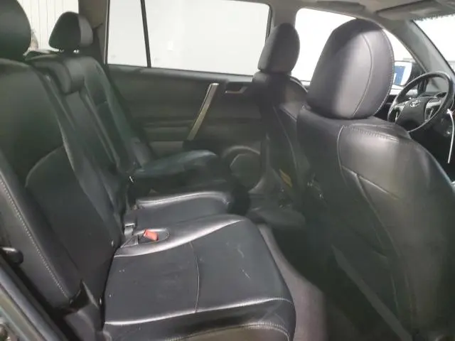 2013 TOYOTA HIGHLANDER BASE  