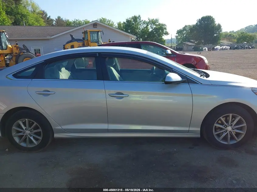 2019 HYUNDAI SONATA SE