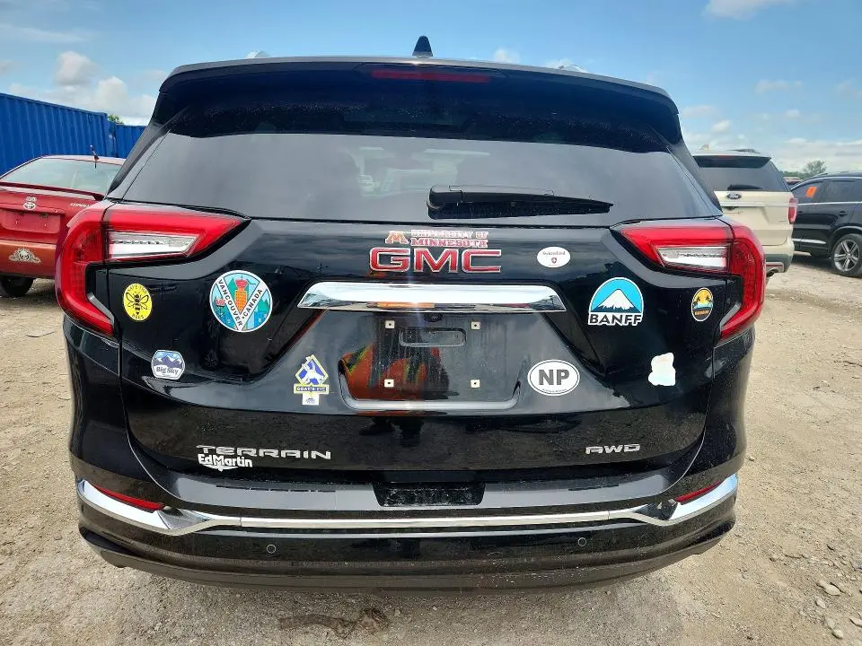2024 GMC TERRAIN DENALI  