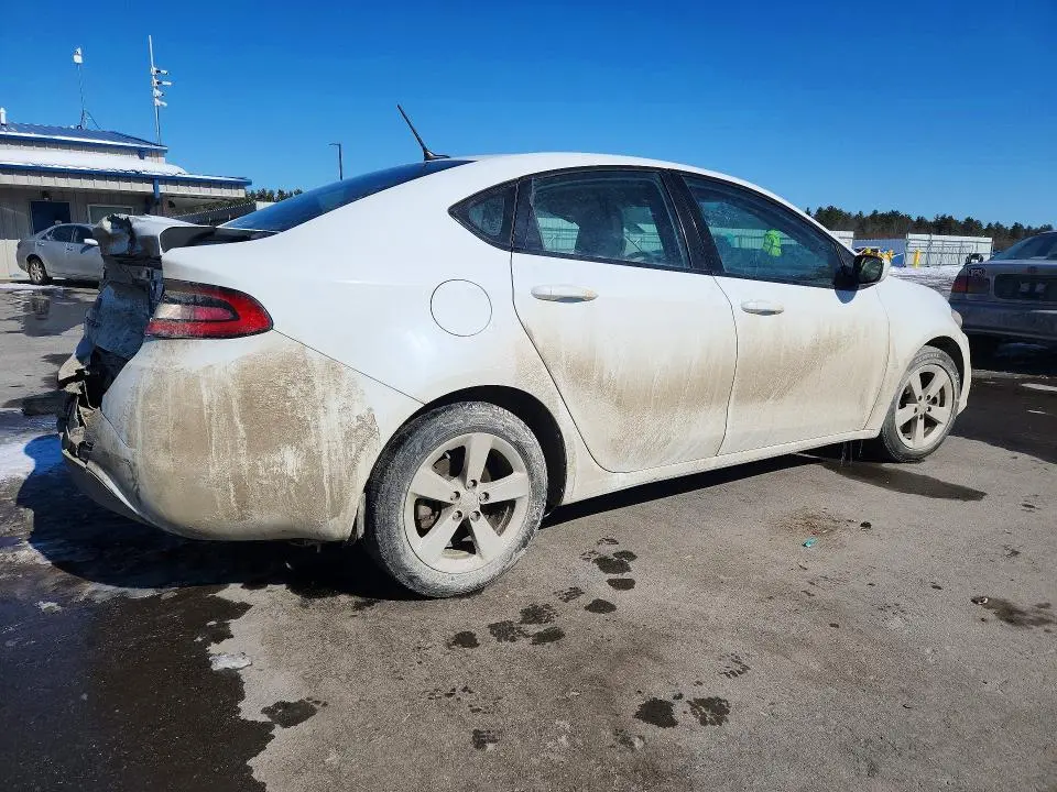 2015 DODGE DART SXT  