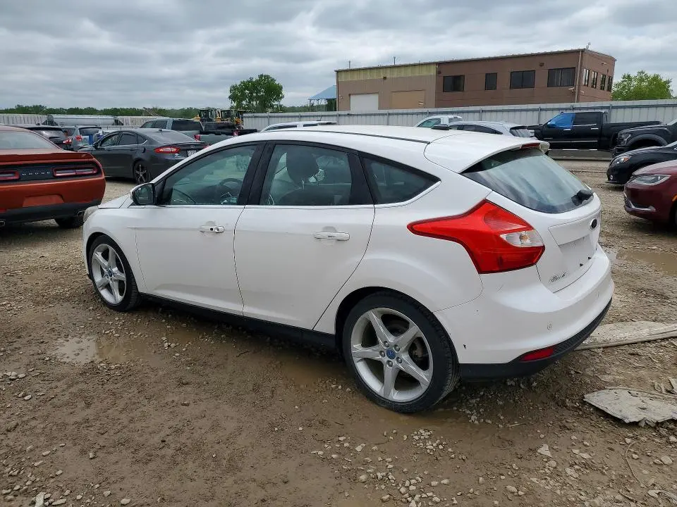 2012 FORD FOCUS TITANIUM  